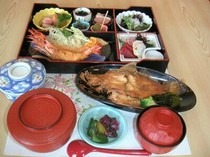 地魚料理 杉_雪松便當松