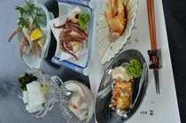 地魚料理 杉_「Aoriikadukushi」有 8 種商品，從緣側到腦味噌。