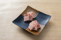 Aquatic Garden and Kyo Kaiseki Cuisine, Yakiniku, Nabe Cuisine -  Isshin_Specially selected Hida beef Karubi