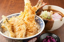 Oebi Tempura Senmonten Sanki_A combination of "Tendon" and "Miso-don" "Tendon Miso-don Set"