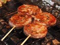 Yakitori Tori Ryori Toritatsu_Tsukune (chicken or fish meatloaf) seasoned with the subtle scent of yuzu.