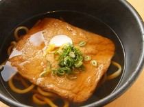  Simmered and slightly sweet, our "Large Kitsune (tofu) Udon Noodles" 