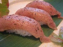 ซูชิเนื้อดำย่างคัดสรรพิเศษ