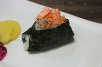 Izakaya Kumakichi_Salmon, plum, kelp, mustard greens, and mentaiko