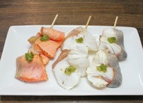 Izakaya Kumakichi_Assorted grilled seafood skewers