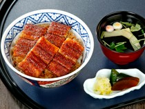 Maruya Honten Meieki Branch_Grilled eel rice bowl (with soup)