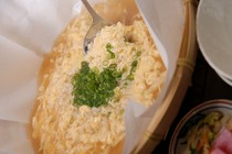 Momofuku_"Rice porridge set" filled with the delicious flavors of puffer fish and vegetables