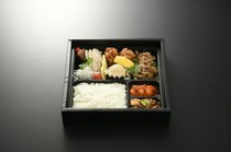 Atsugi Tachibana_Chinese bento 2,052 yen (product price 1,900 yen + consumption tax 152 yen)