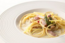 Cuoco di Mare_Spicy Carbonara with Green Chili Peppers