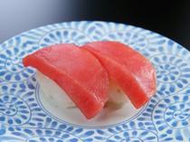 Daiki-Suisan Kaiten-Zushi_Bluefin tuna lean meat