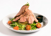 PANCAKE ROOM_Roast beef pancakes