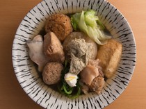 Hakata Udon Sakaba Wappachi_[Oden (stew made with various ingredients)] Served in a carefully-made broth