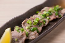 Kagoshima Kurokatsu-tei_Tongue with salt and green onions