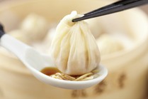 Din Tai Fung_"Xiaolongbao" where the dim sum chef's skills shine