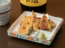 Nihonshu Shochu no Rakuen Minoriya_"Grilled Eel Tempura" is a delightful combination of the soft, fluffy texture of the eel and the light, crispy batter.