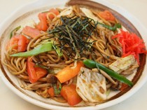 Jinroku_Vegetarian Yakisoba and Udon