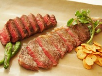 Jinroku_Wagyu Sirloin Steak 200g/400g