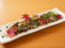 Kappo Uzuki_Grilled Pacific saury and mushroom salad