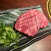 Sumibi Yakiniku Tsunku_Thick-sliced tongue