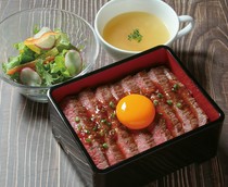 HIDATAKAYAMA MEAT_"Hida beef steak rice bowl" served with delicious rice and special sauce