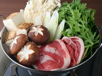 Nihonbashi Kayabacho Sakaba Tototo_A wide variety of delicacies, from lamb dishes and hotpots to snacks