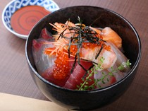 Nihonbashi Kayabacho Sakaba Tototo_Mini seafood bowl