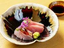  Assorted Sashimi Platter - Aged to perfection to bring out the authentic flavor of natural fish, each slice gives you a moment of delight. 