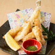 Zenseki Koshitsu Izakaya Kyushu Wasyoku HASSHU Nakasu Branch_(Fukuoka) Deep-fried Kanato pufferfish with matcha salt