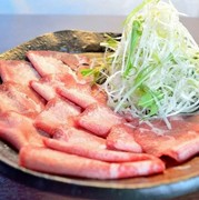 全席个是居酒屋 九州和食 八州 中洲店_牛舌涮涮锅（一人份）