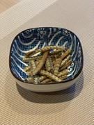  Bone crackers 