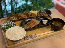  Grilled eel (white-grilled) set 