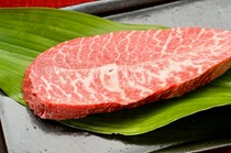 烧肉 香枫苑_将稀有部位奢华地大块提供“肩胛肉 ”