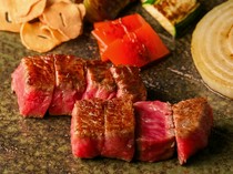  Special Choice Kobe Beef Steak (Female Sirloin) & Fresh Live Spiny Lobster Course 