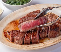 BENJAMIN STEAK HOUSE KITTE OSAKA_Porterhouse Steak -Enjoy both sirloin and filet.