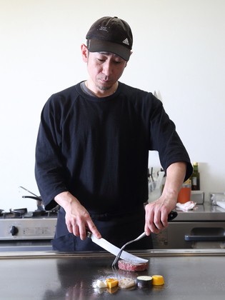 Steak Kiraku_Taichiro Yoshikawa