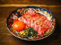  和牛顶级裙边牛排刺身 