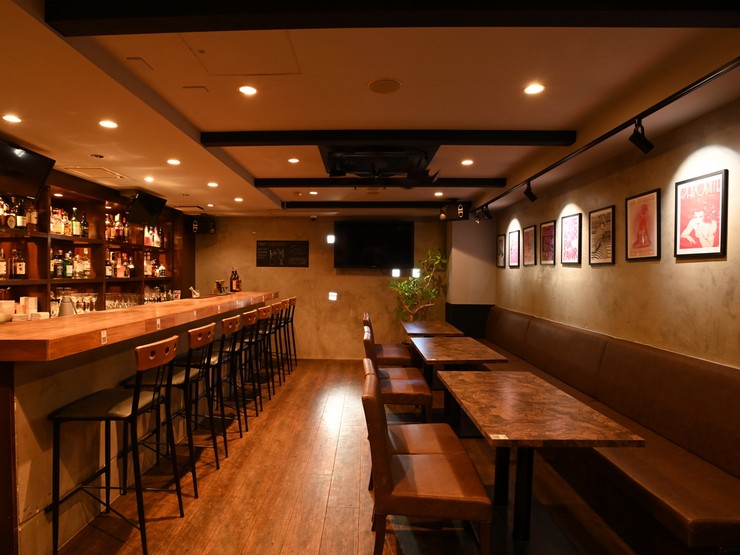Bar.S floor