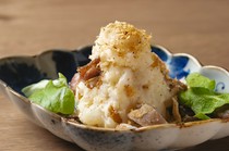  口感清爽的馬鈴薯沙拉，令人欲罷不能。 