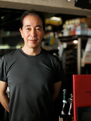 牛排和葡萄酒 拉·戈洛尼亚    _Antonio　Unoki