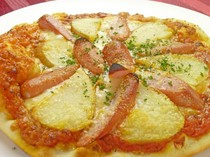  香腸馬鈴薯披薩 