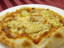  鮪魚蛋黃醬馬鈴薯披薩 