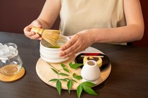  Make your own matcha set (with Japanese sweets) 