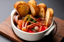  Hot crab, squid and tomato ajillo 