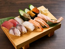  Various nigiri sushi 