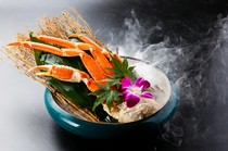  Boiled snow crab sold by weight 