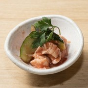  鸡肉黄瓜配李子味 