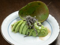  牛油果和咸海带 