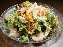  새우 시저 샐러드 