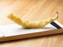  现炸现吃，价格实惠的"天妇罗" 