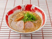  Sapporo Soup Salt - a soup with a distinct salty flavor, enhanced by the aroma of browned lard 